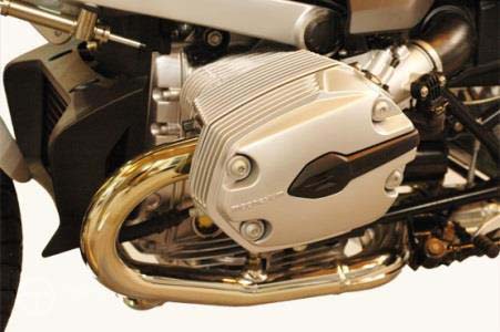 Pergunta IMT: Um condutor de um motociclo deve controlar, periodicamente: