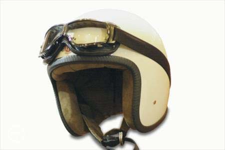 Pergunta IMT: A utilização de óculos de protecção é importante na condução de um motociclo?