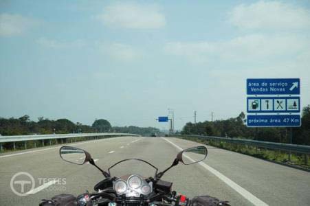 Pergunta IMT: Como devo proceder quando circulo em auto-estrada?