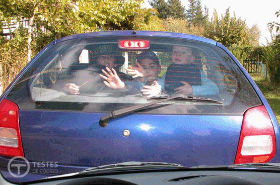 Pergunta IMT: Compete aos educadores alertarem as crianças para a segurança rodoviária?