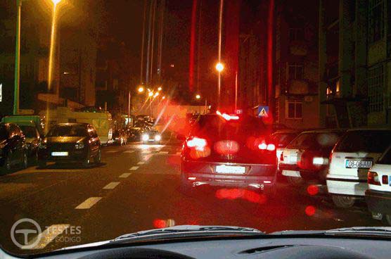 Pergunta IMT: Nesta situação, devo utilizar as luzes de estrada?
