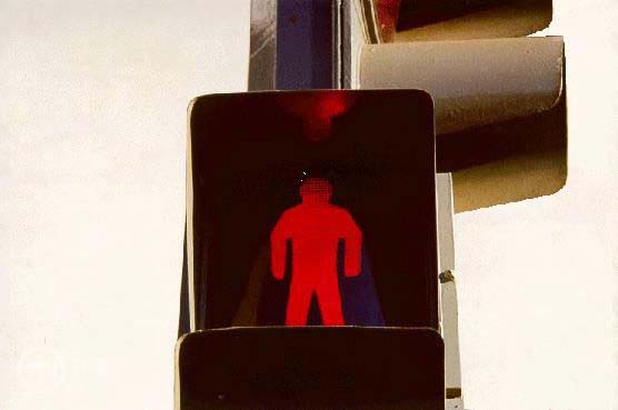 Pergunta IMT: Os peões são obrigados a respeitar a indicação do sinal: