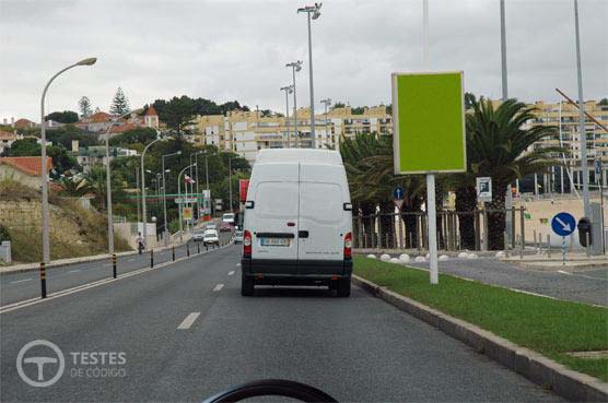 Pergunta IMT: Ao circular neste local, devo saber que: