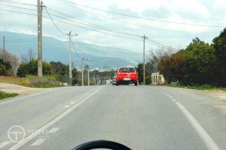 Pergunta IMT: Posso parar na berma da faixa de rodagem?