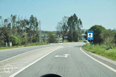 Pergunta IMT: Como se designam as marcas rodoviárias situadas à minha esquerda?