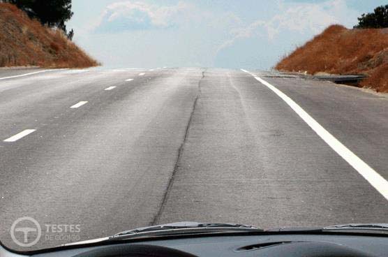 Pergunta IMT: Neste local é permitido estacionar?