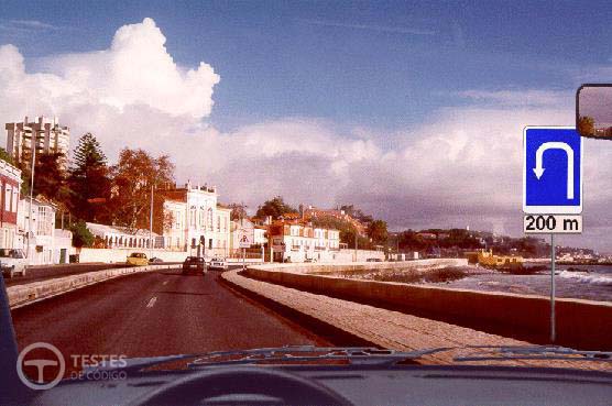 Pergunta IMT: O sinal indica-me que 200 metros à frente vou encontrar: