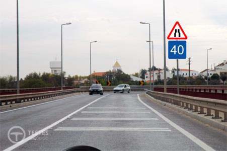 Pergunta IMT: O sinal triangular que se encontra na via indica-me: