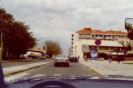 Pergunta IMT: Este sinal proíbe-me: