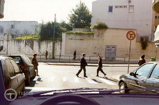 Pergunta IMT: A sinalização existente obriga-me: