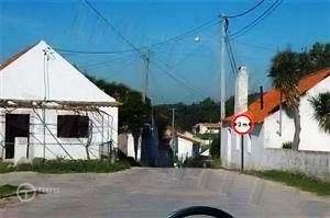 Pergunta IMT: O sinal proíbe o trânsito a veículos: