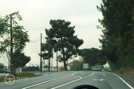 Pergunta IMT: Posso mudar de direcção à esquerda na próxima bifurcação?