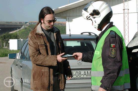 Pergunta IMT: Quando o agente de autoridade não puder identificar o autor de contra-ordenação, a responsabilidade recai, sobre: