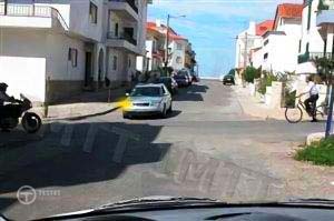 Pergunta IMT: Qual é a ordem correcta de passagem, nesta intersecção?