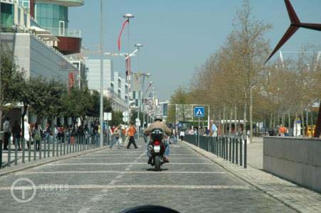 Pergunta IMT: Como devo proceder face à aproximação de peões?