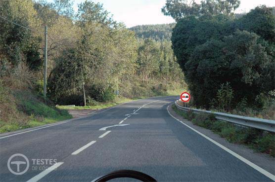 Pergunta IMT: Em qual das situações devo moderar especialmente a velocidade?