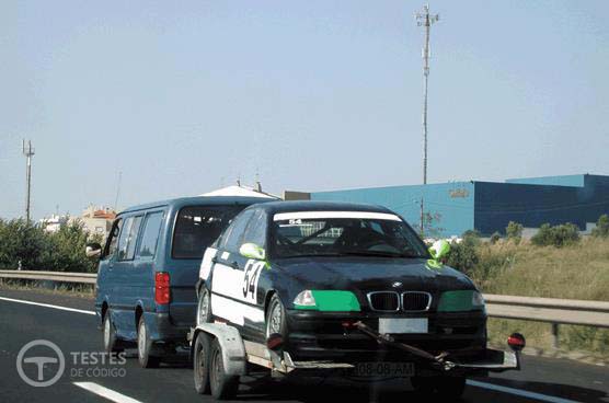 Pergunta IMT: Qual a velocidade máxima a que este automóvel ligeiro de passageiros com reboque, pode transitar nas vias reservadas a automóveis e motociclos?