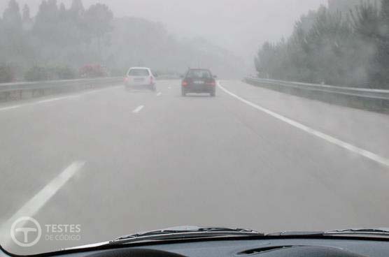 Pergunta IMT: Nesta situação, a velocidade deve ser moderada. Devido ao local?