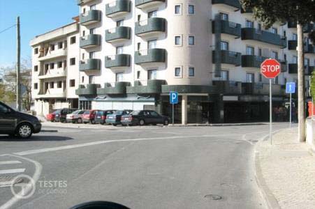 Pergunta IMT: Como devo proceder na intersecção de que me aproximo?