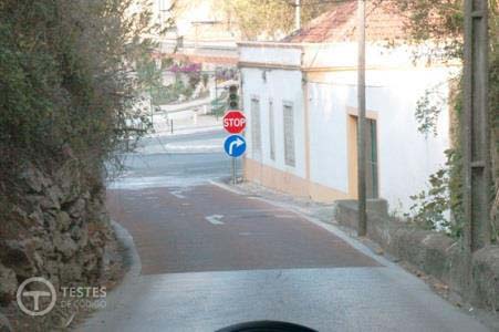 Pergunta IMT: Como devo proceder perante o sinal de obrigação?