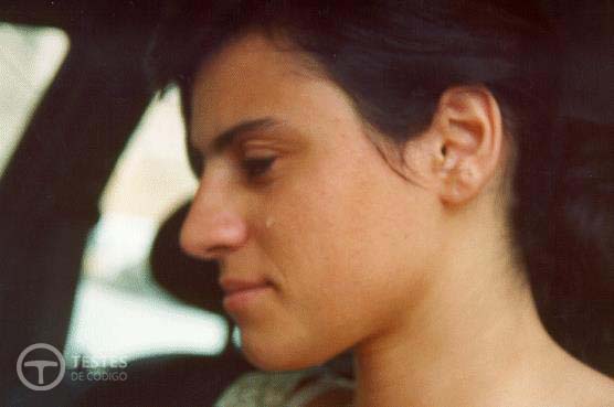 Pergunta IMT: Um condutor perturbado emocionalmente reage: