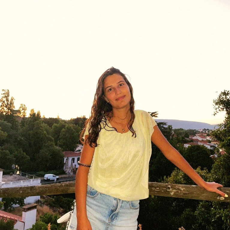 Inês