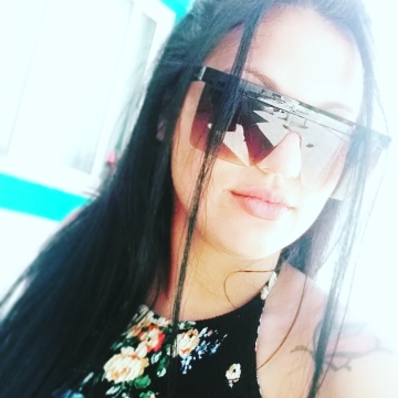 Lívia Correia